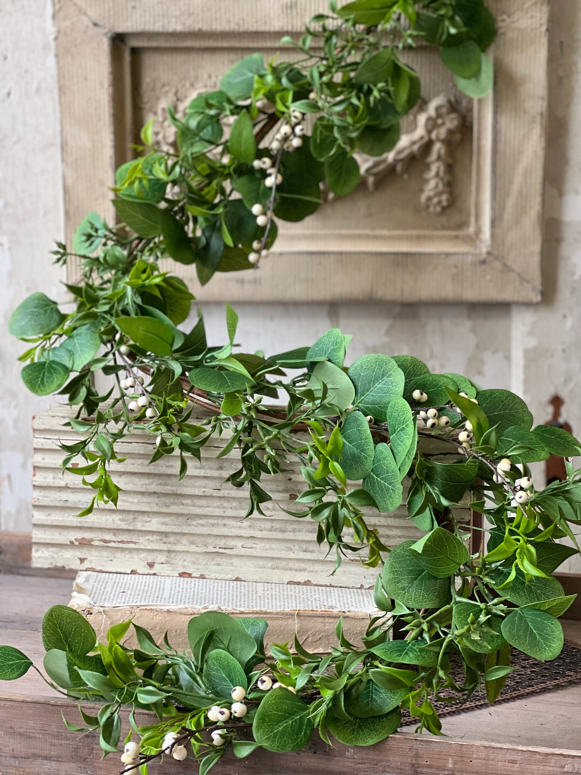 Refreshing Eucalyptus & Berry Garland | 6'