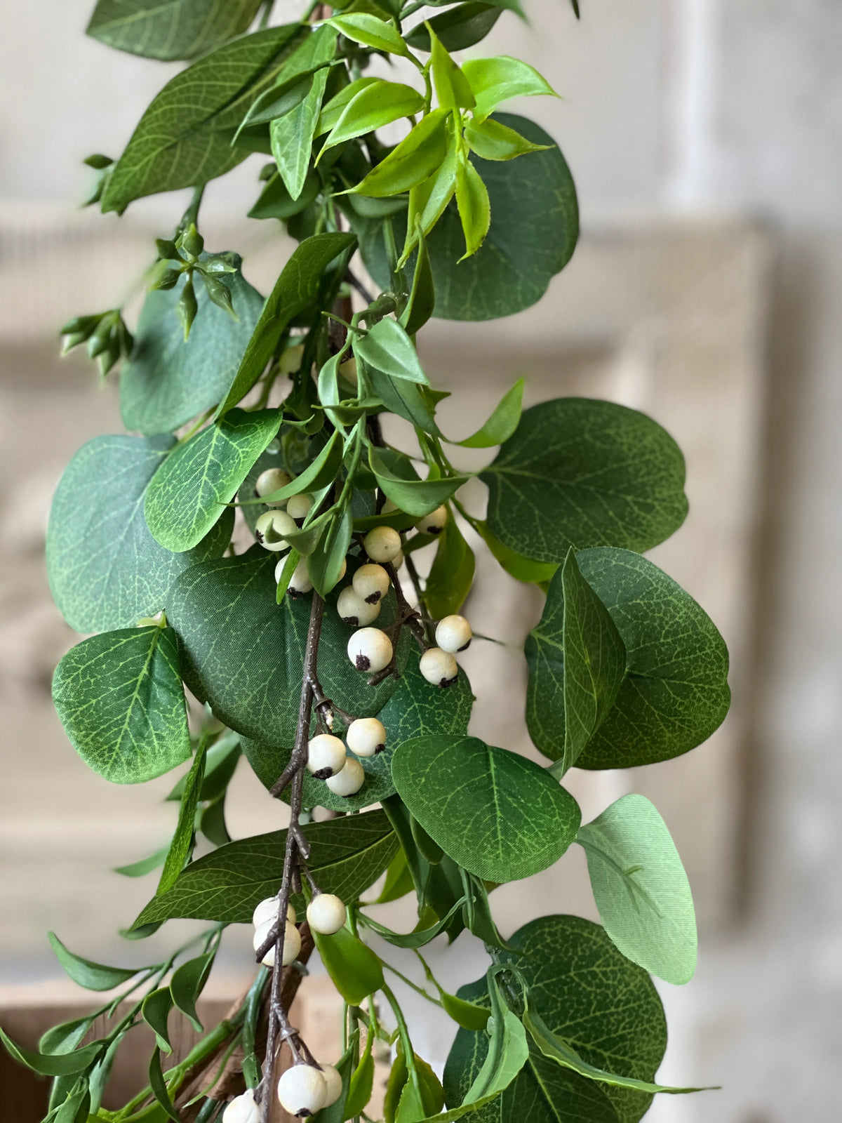 Refreshing Eucalyptus &amp; Berry Garland | 6&#39;