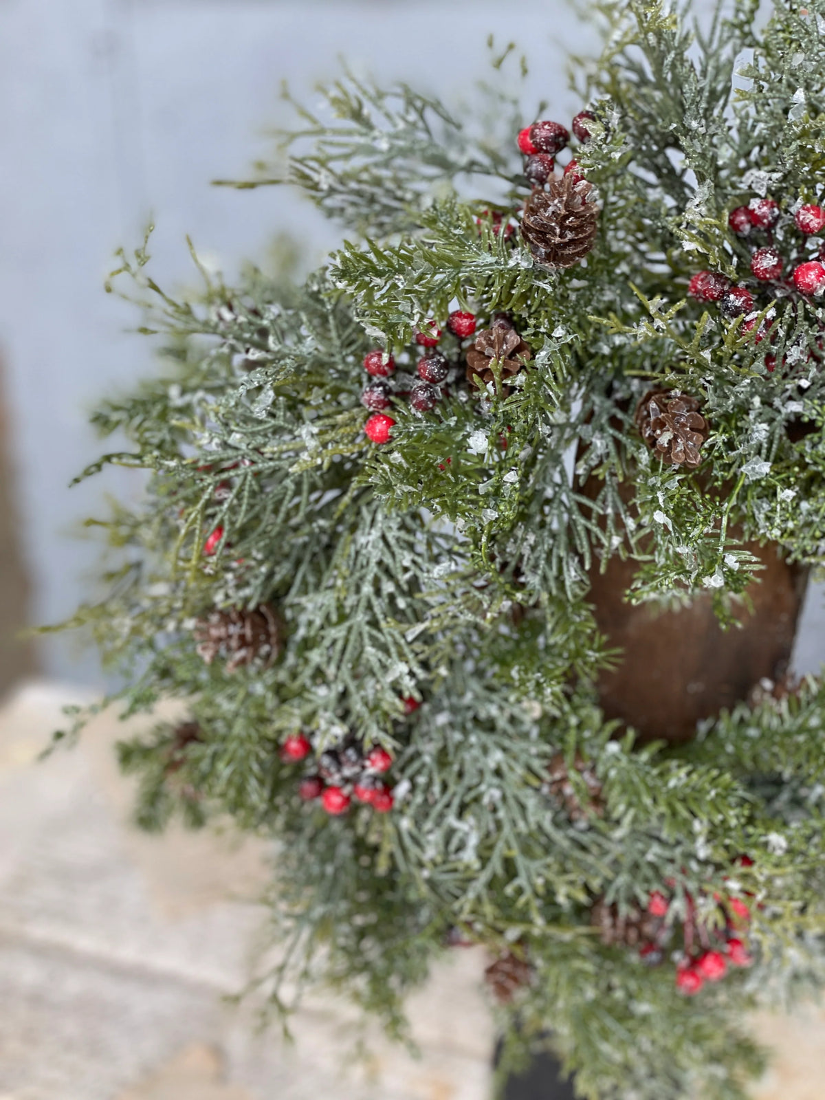 Frosted Berry Candle Ring | 14&quot;