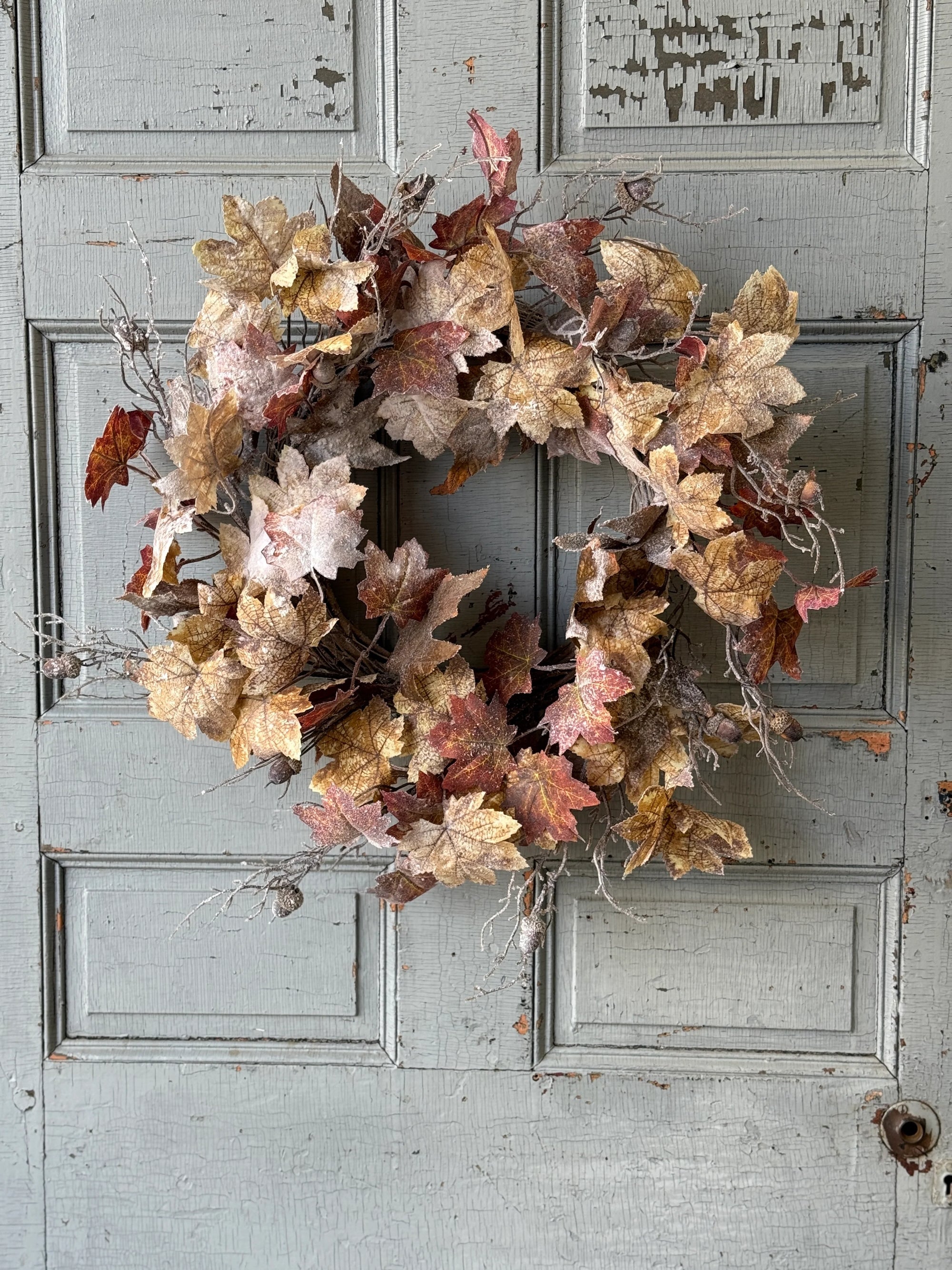 Frostbound Leaves Wreath | 22"