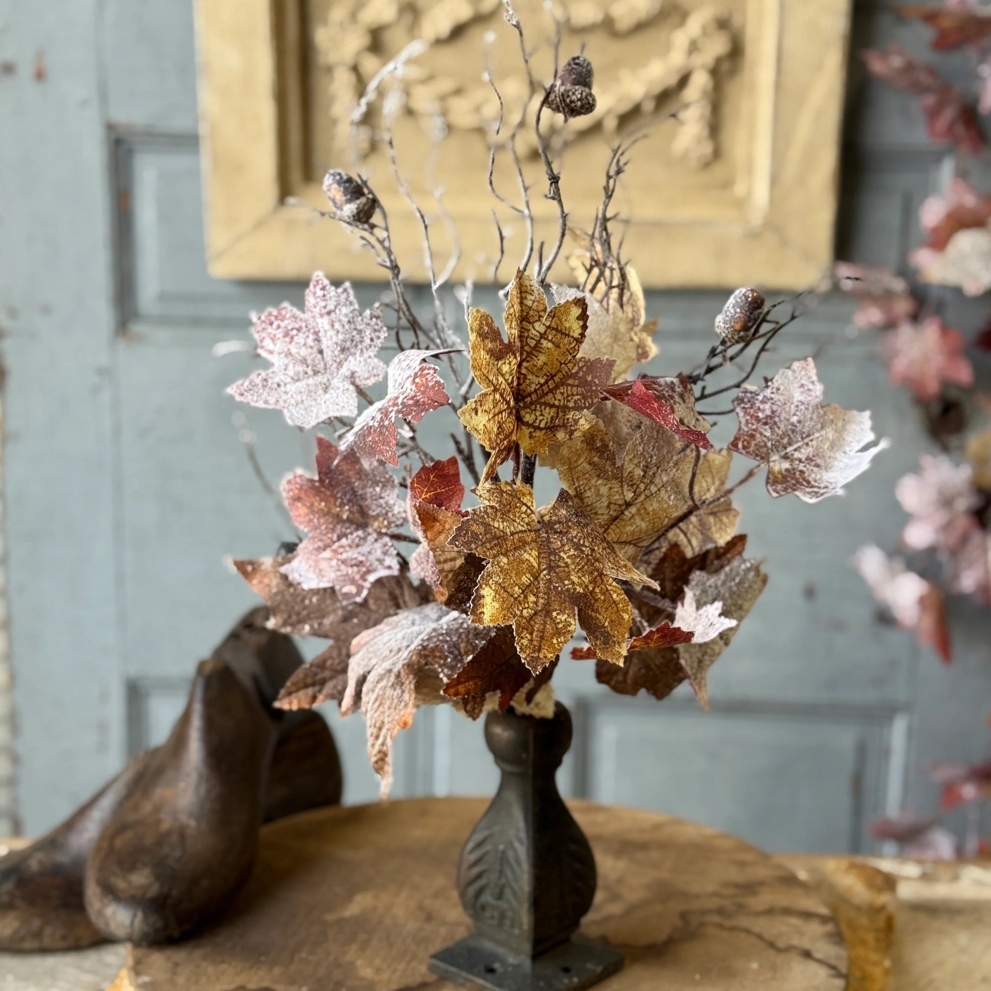 Frostbound Leaves Spray | 18"