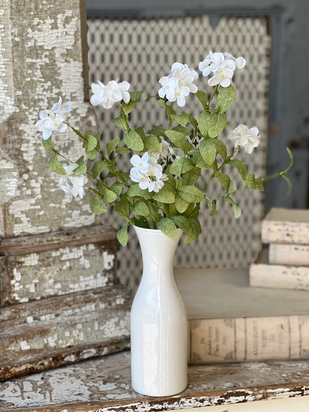 Spring Blooms | White | 20&quot;