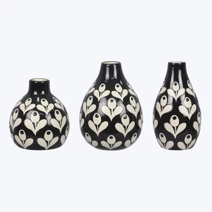 Black &amp; White Floral Stoneware Vase