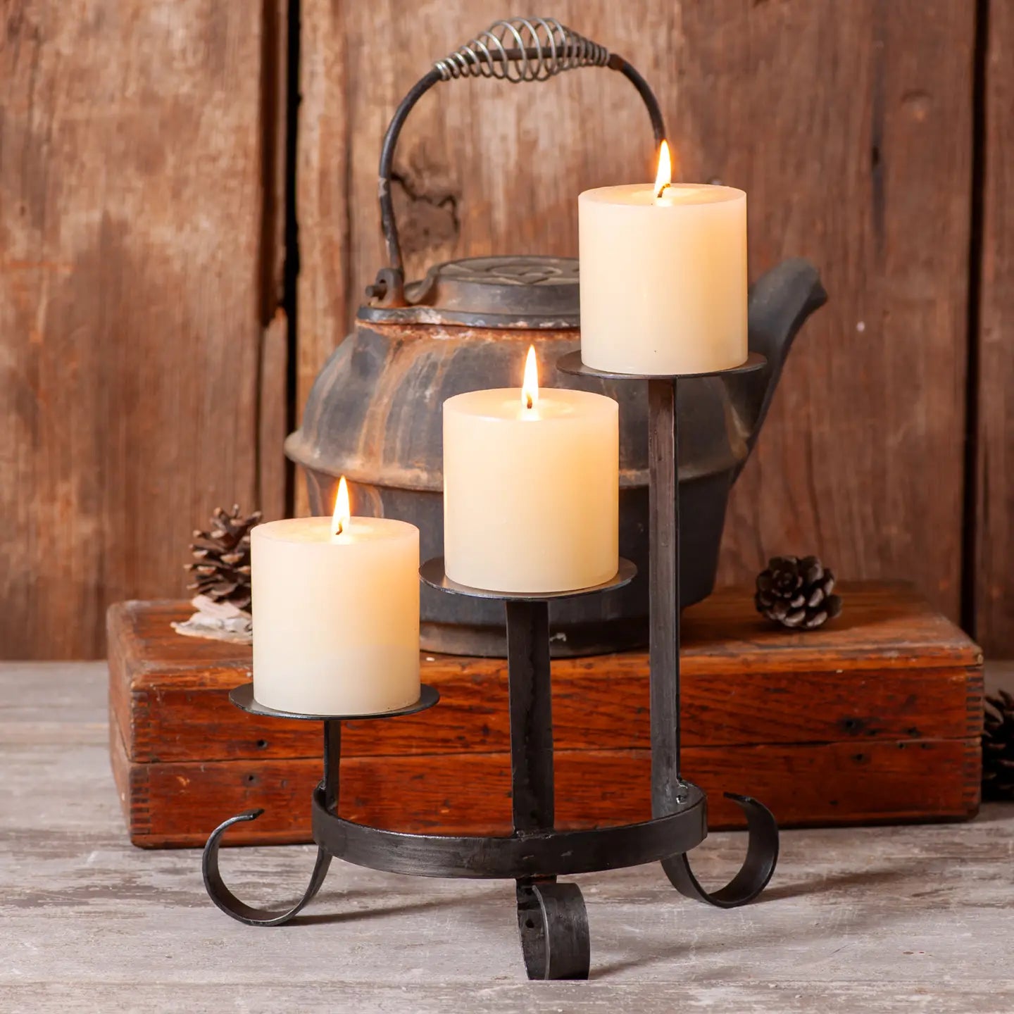 Wrought Iron Round 3-Pillar Candle Holder