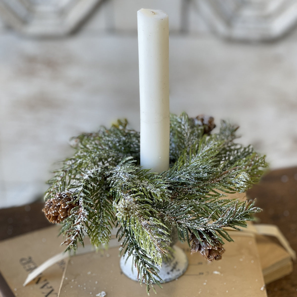 Frosted White Spruce Ring | 7&quot;