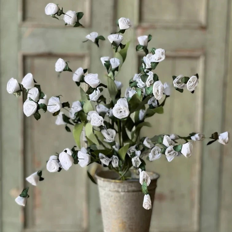 Rosette Blooms Bush | White | 20&quot;