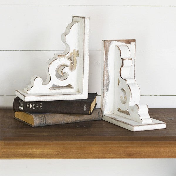 Carved Corbel | Distressed White | 8.5&quot;