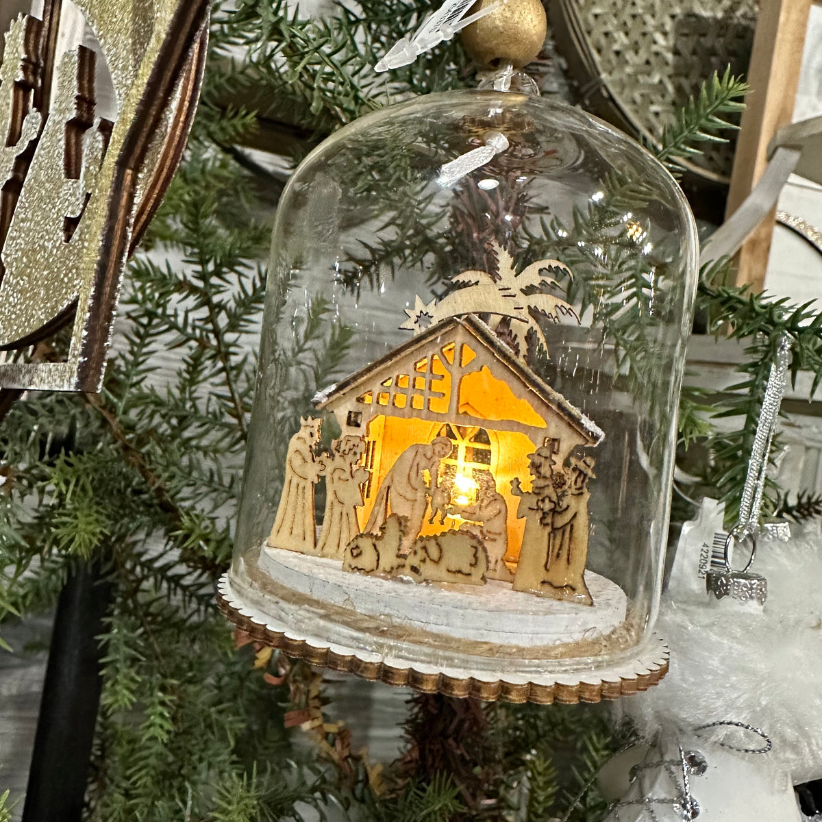 Lighted Winter Scene Dome Ornament | Battery Operated